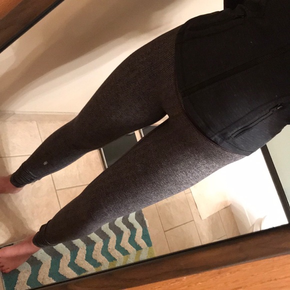 lululemon athletica Pants - Size-8-Lululemon-Wunder-Under-Giant-Herringbone